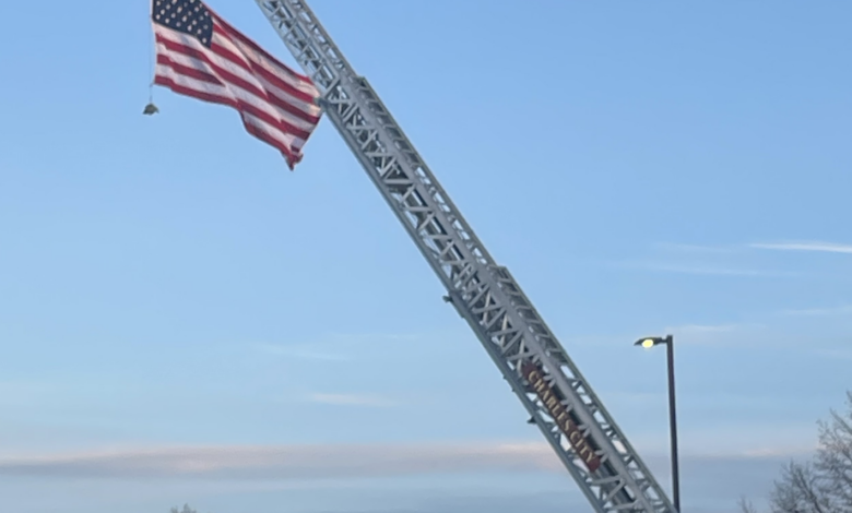 Vets Knighten, Prichard Address Charles City Veterans Day Audience