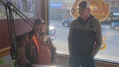 Charles City VFW Post 3914's Denny Hull and Patrick Lumley