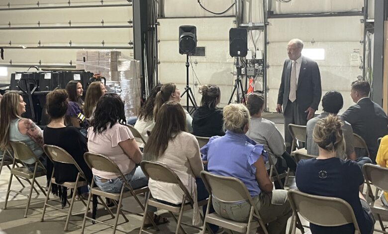 US Senator Grassley Visits New Hampton, Charles City Manufacturers