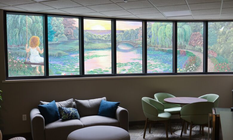 Charles City Artist Paints Mural for Floyd County Medical Center's Employee Wellbeing Space