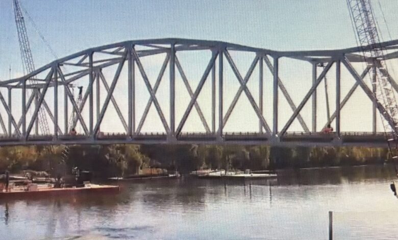 New Mississippi River Bridge at Lansing to Open November 6th