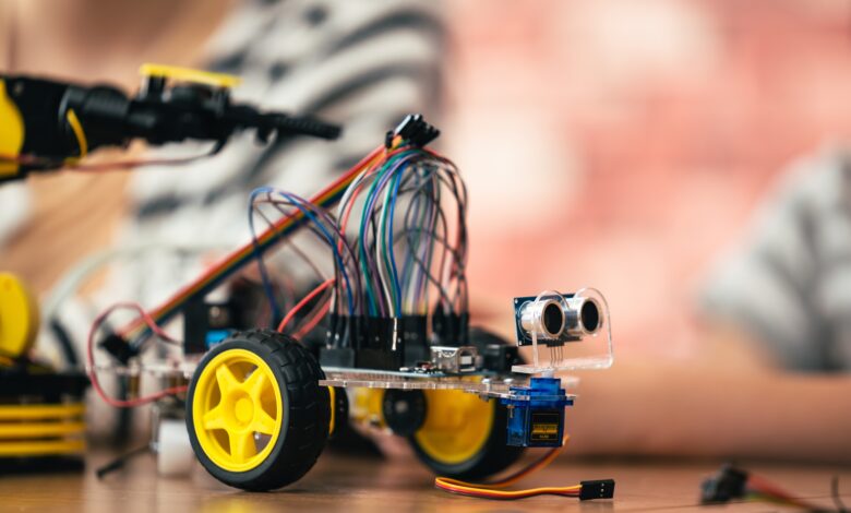 Charles City Middle School to Host 24 Teams for Regional Robotics